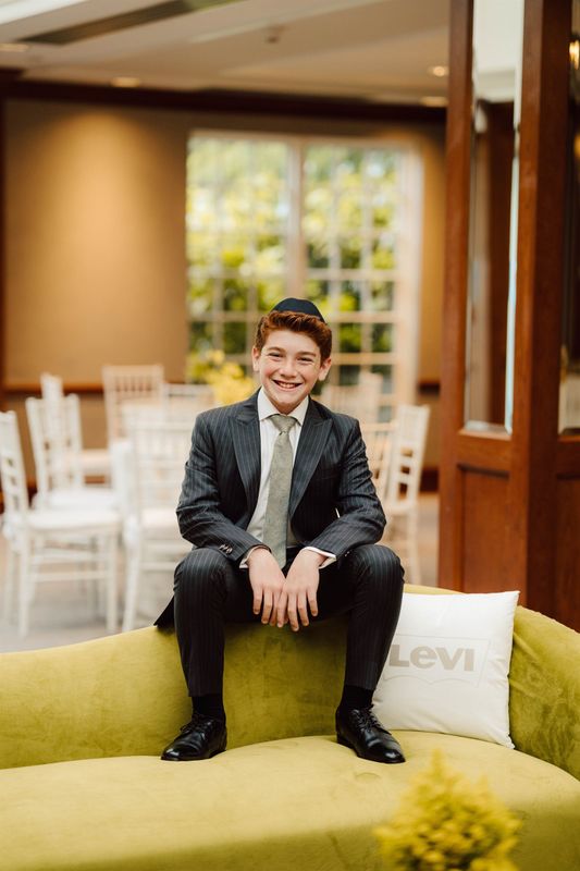 levisbm teaser 6