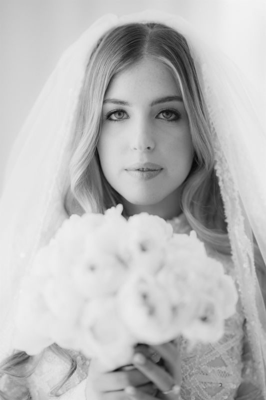 oliviaandakiva Teaser 42